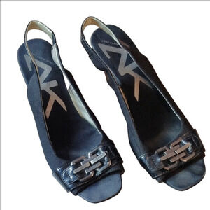 Anne Klein Black Heels with Glossy Finish